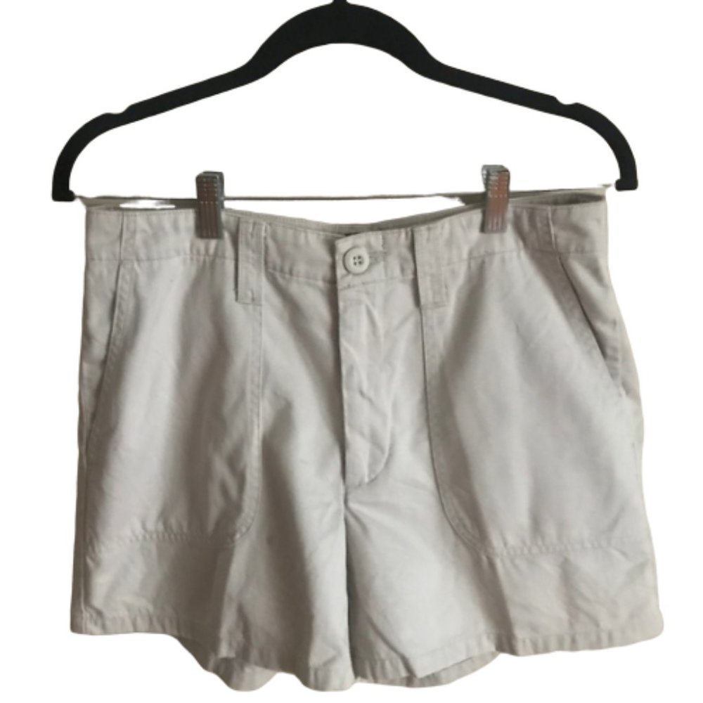 G.h. Bass & Co. | Size 8. White Khaki Shorts 100% cotton